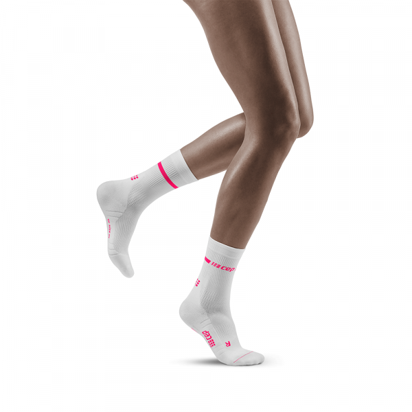 CEP M/W neon mid-cut socks : white/neon pink
